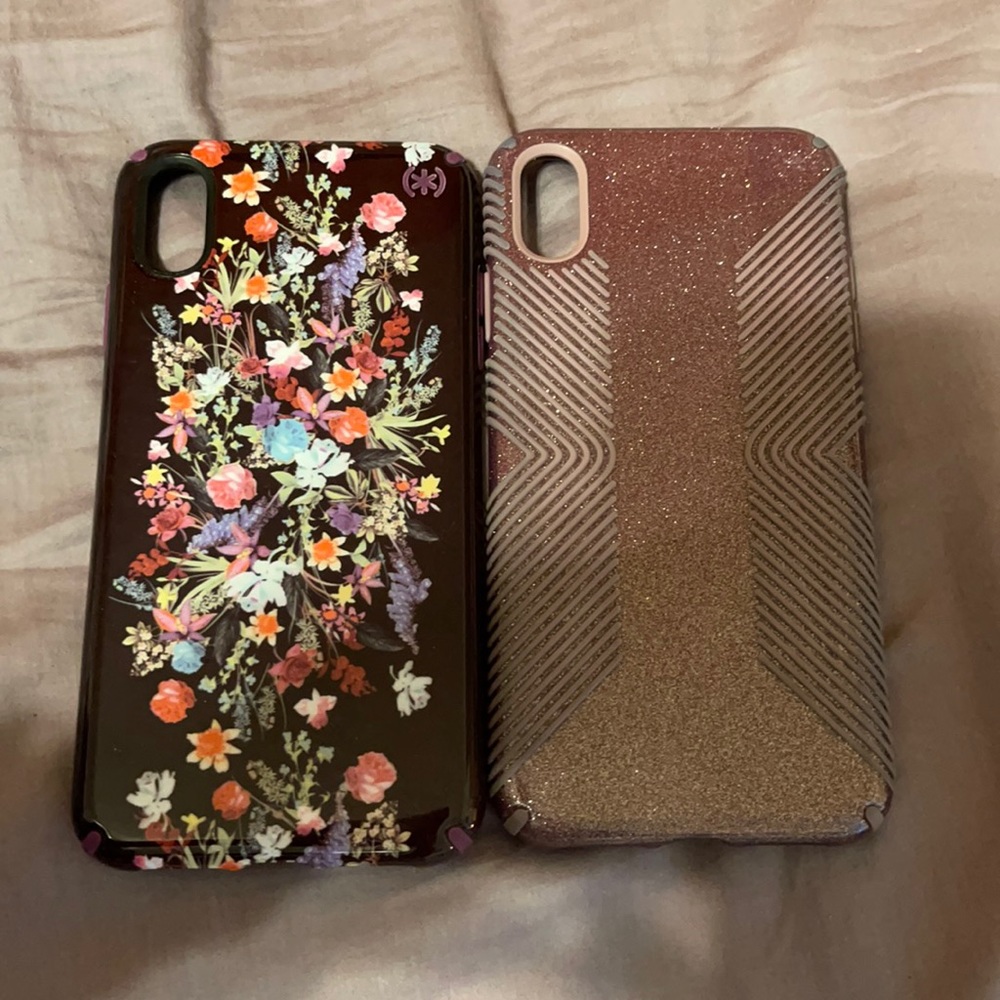 Set of 2 Speck iPhone XS Max phone cases